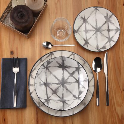 18-PIECE GREY POMPEIA DINNER SET - Image 2