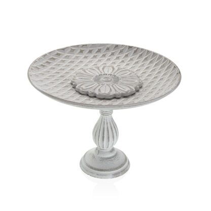 WHITE TALL CENTREPIECE
